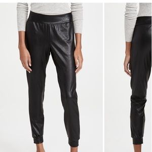 Commando faux leather jogger